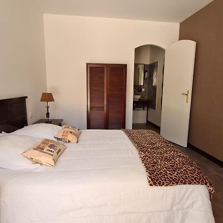 Alysa Hotel Parthenay Luaran gambar