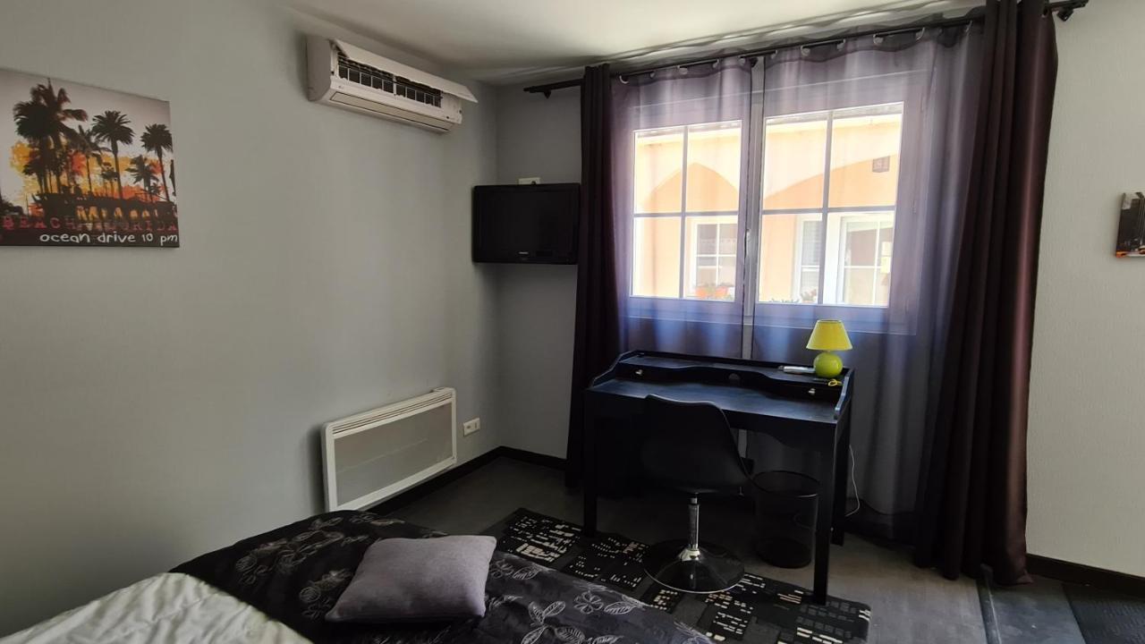 Alysa Hotel Parthenay Luaran gambar