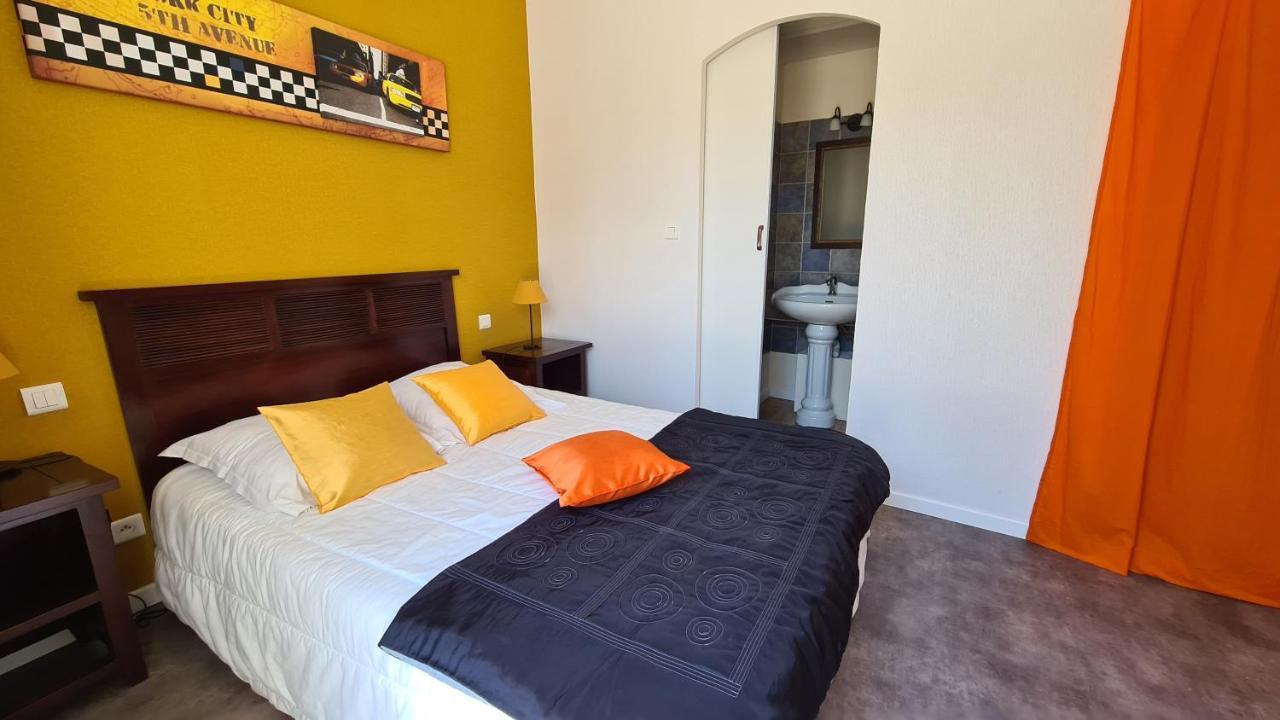 Alysa Hotel Parthenay Luaran gambar