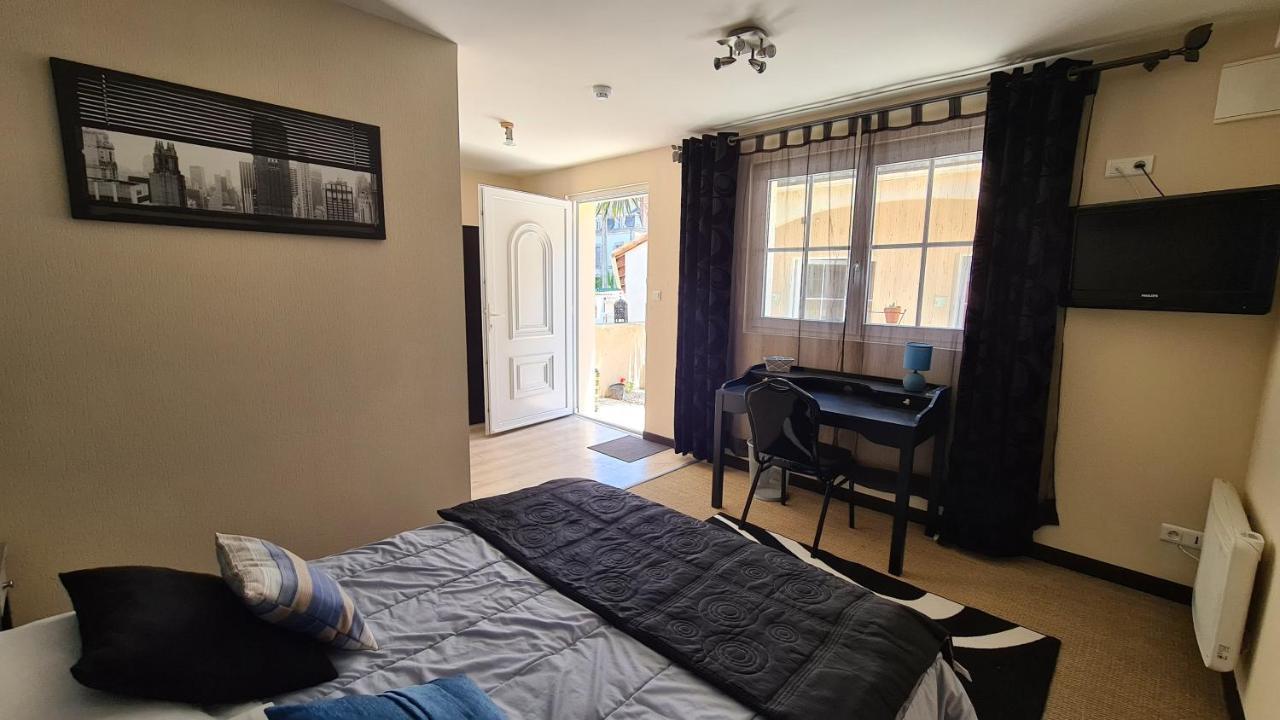 Alysa Hotel Parthenay Luaran gambar