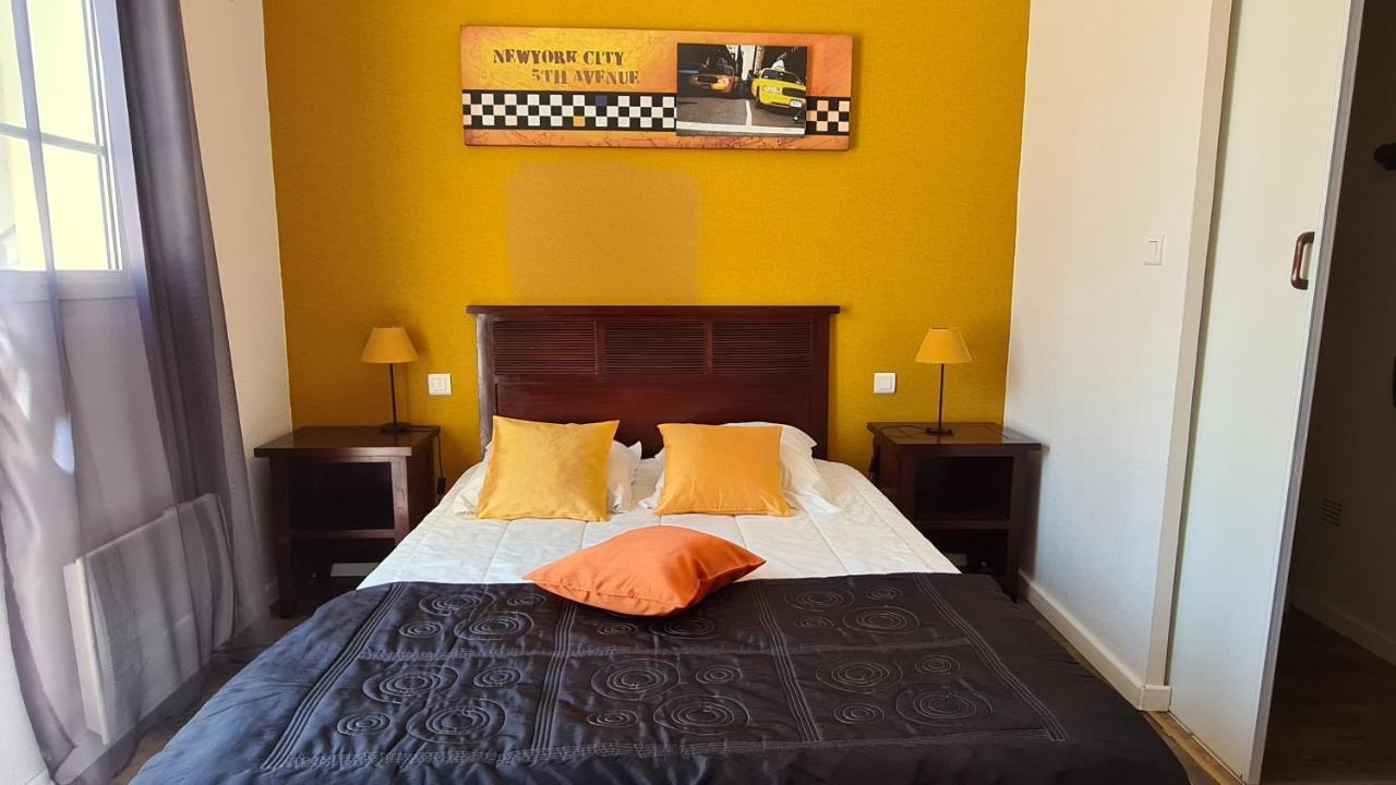 Alysa Hotel Parthenay Luaran gambar