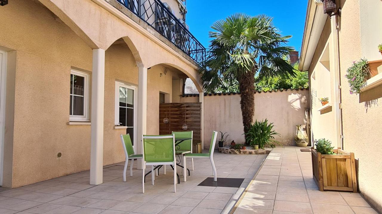 Alysa Hotel Parthenay Luaran gambar